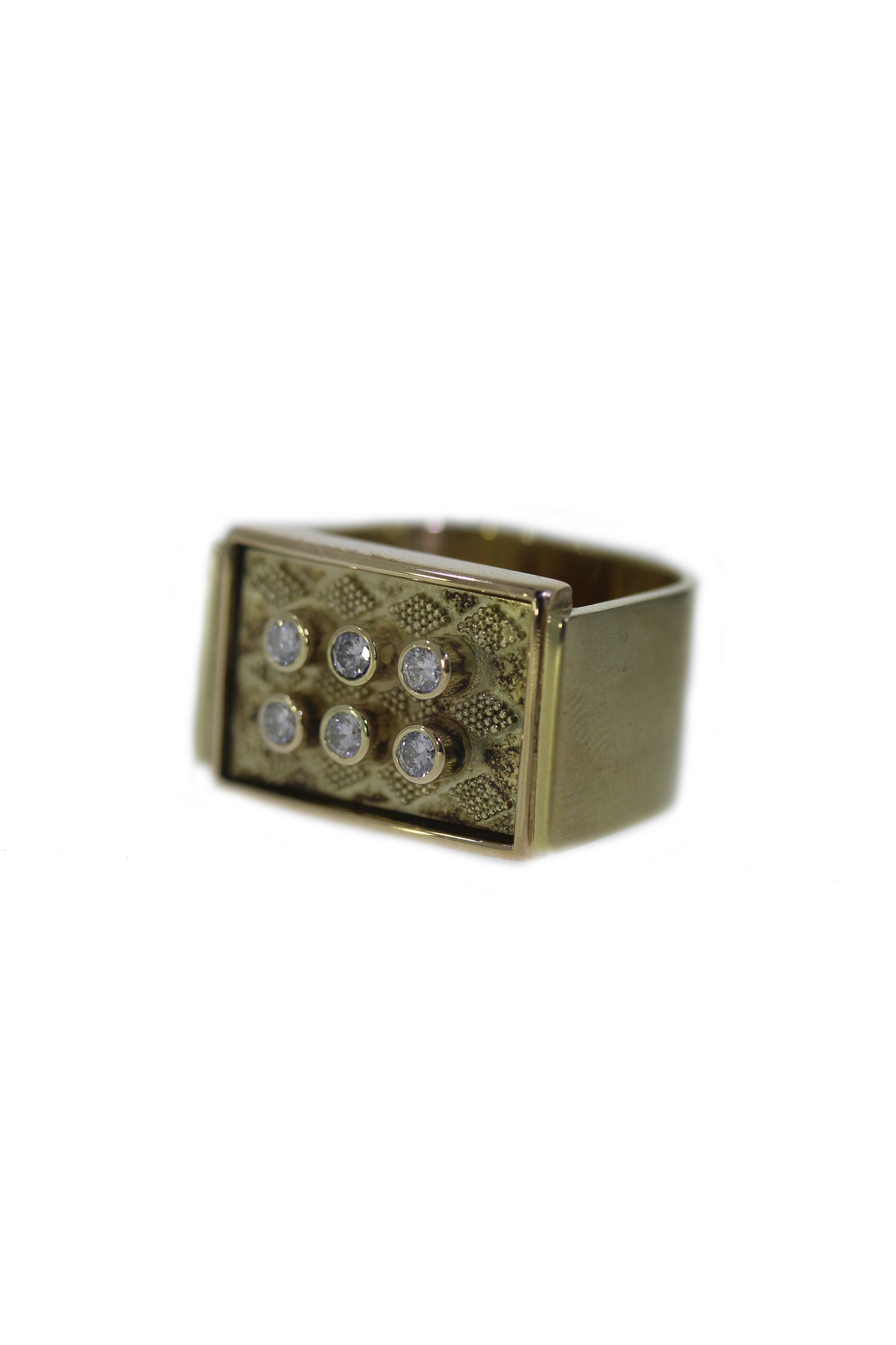 Handgefertigter Gold Ring mit Brillanten