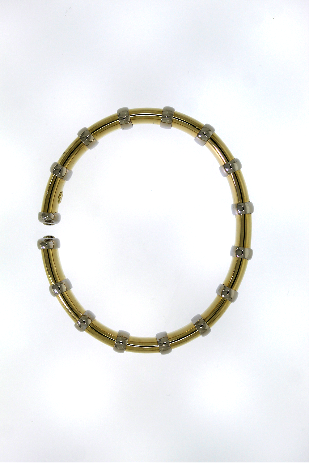 Massiver Goldarmreif
