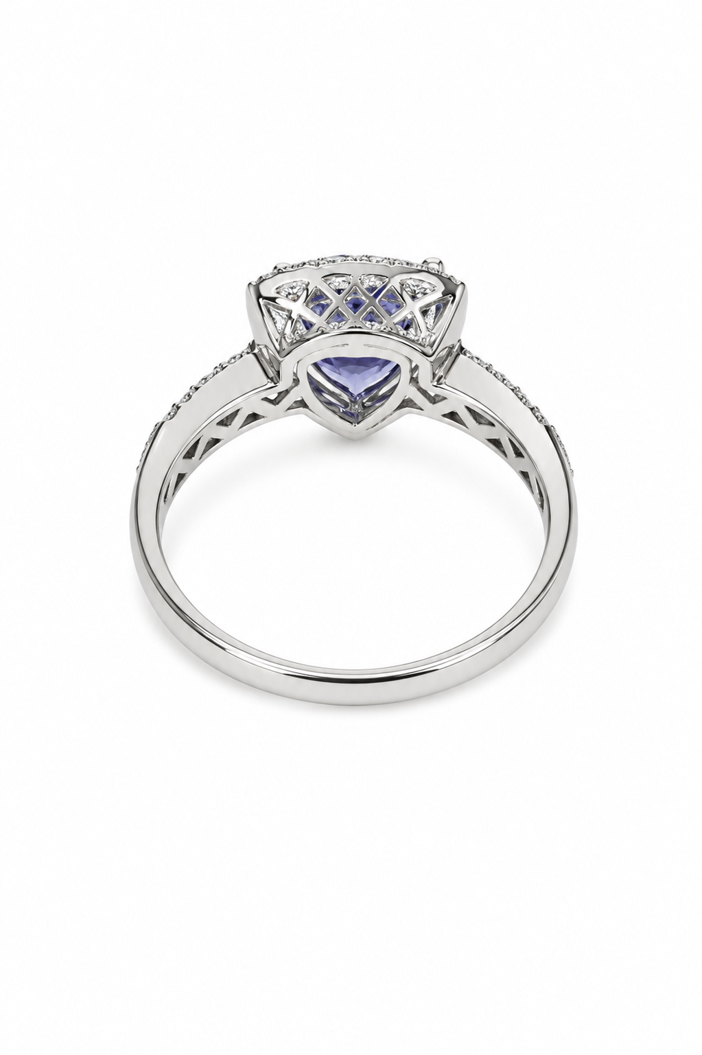 V4697-5cTansanitRingWeissgold