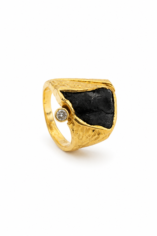 V4822-2aRingHandarbeitmitMeteoritundBrillantinGelbgold