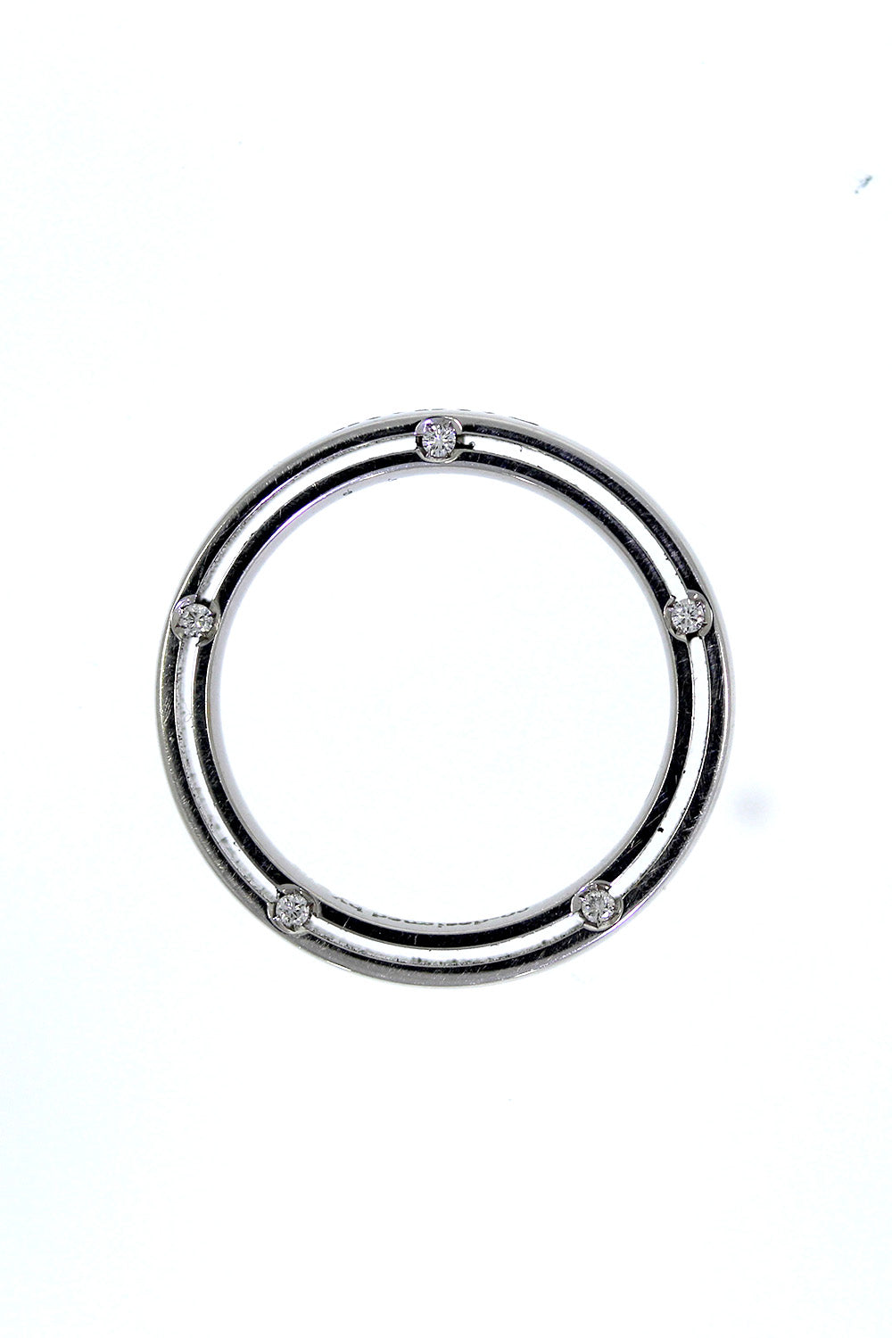Weißgold Ring designed by Brad Pitt